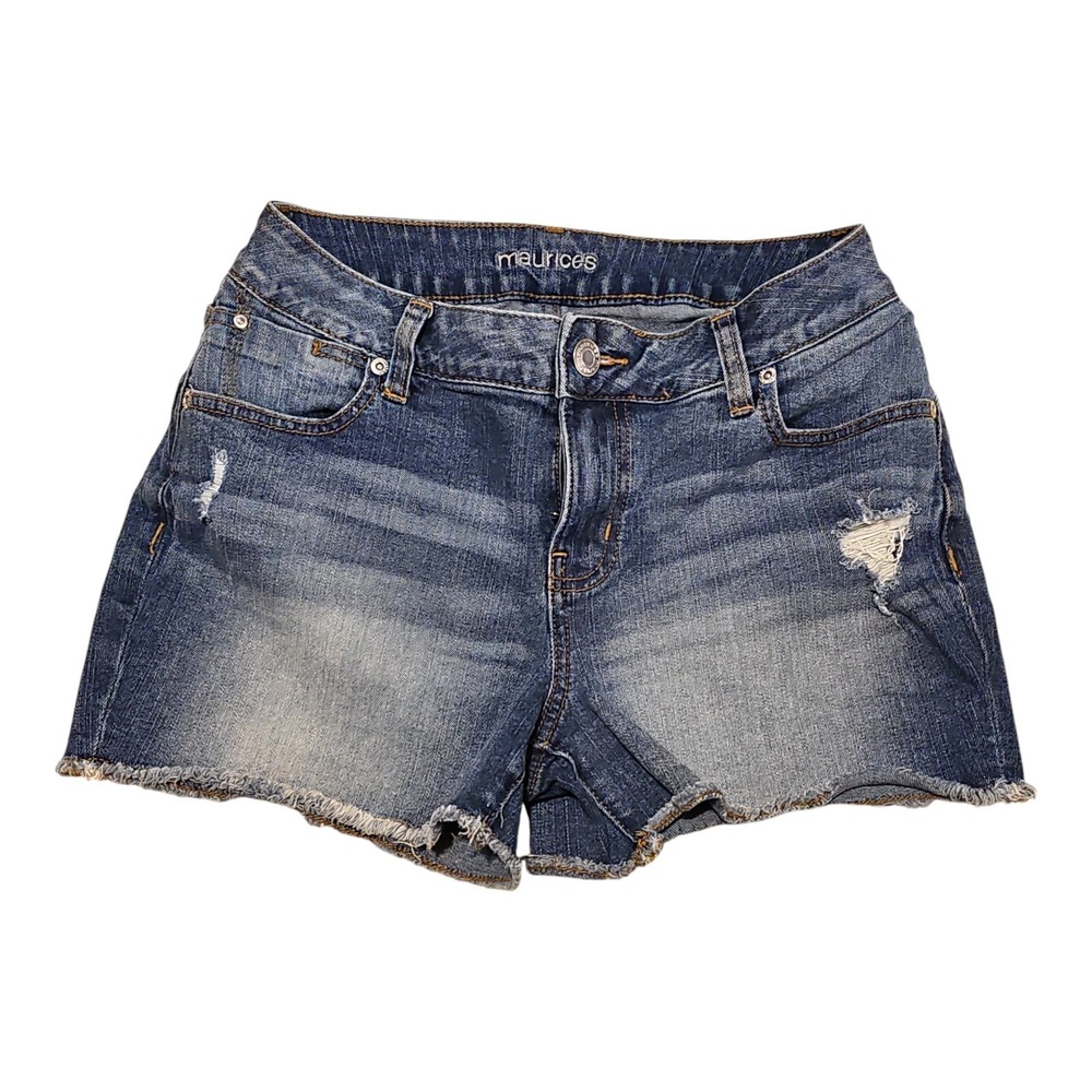 Maurices Women's Distressed Raw Hem Denim Shorts Mid Rise Size 6 30X3.5